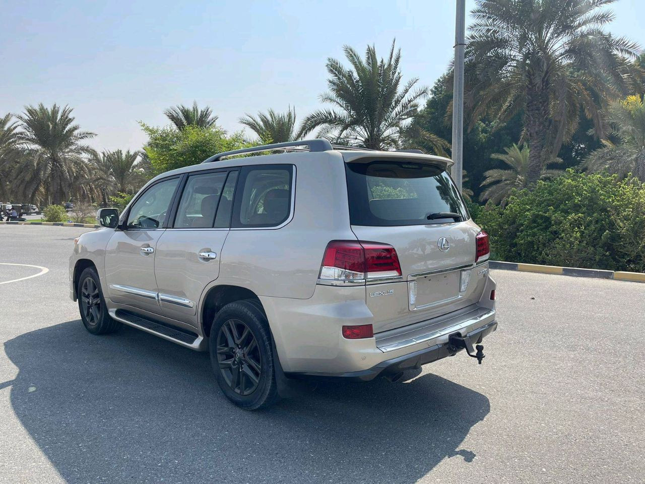 Lexus LX-Series - Image 7