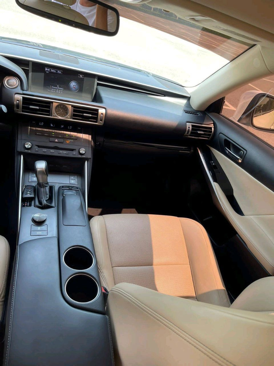 Lexus IS-Series - Image 9