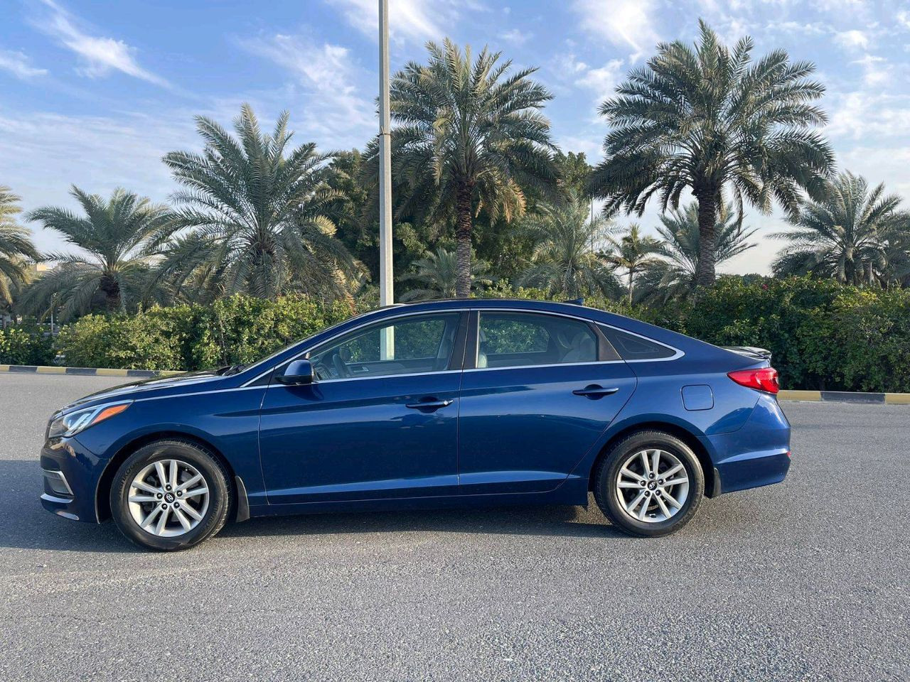 Hyundai Sonata - Image 8
