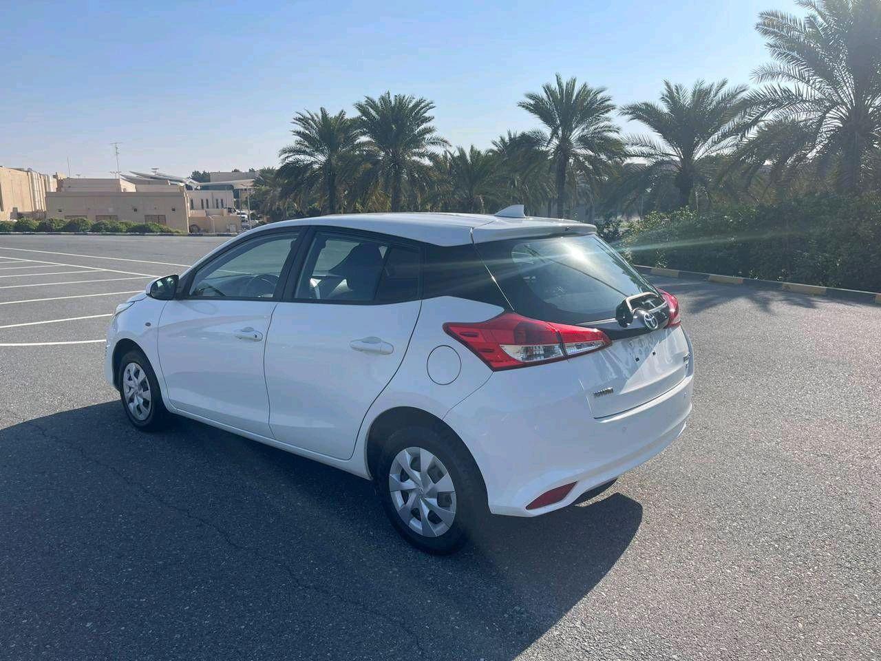Toyota Yaris - Image 11