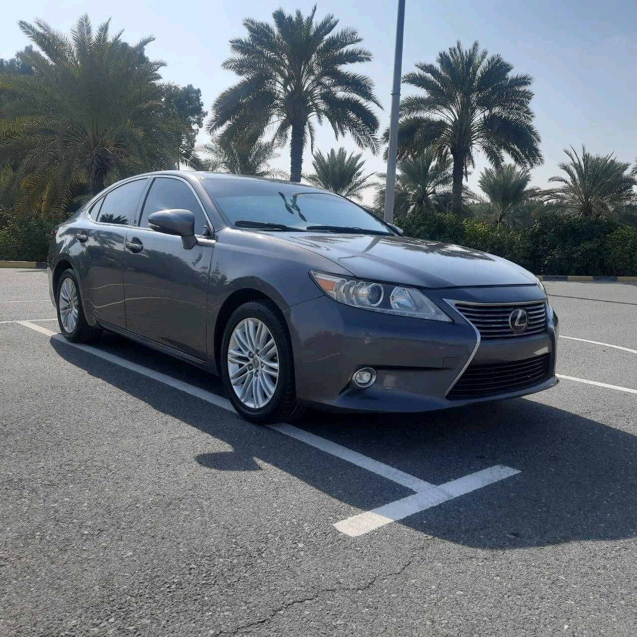 Lexus ES-Series - Image 3