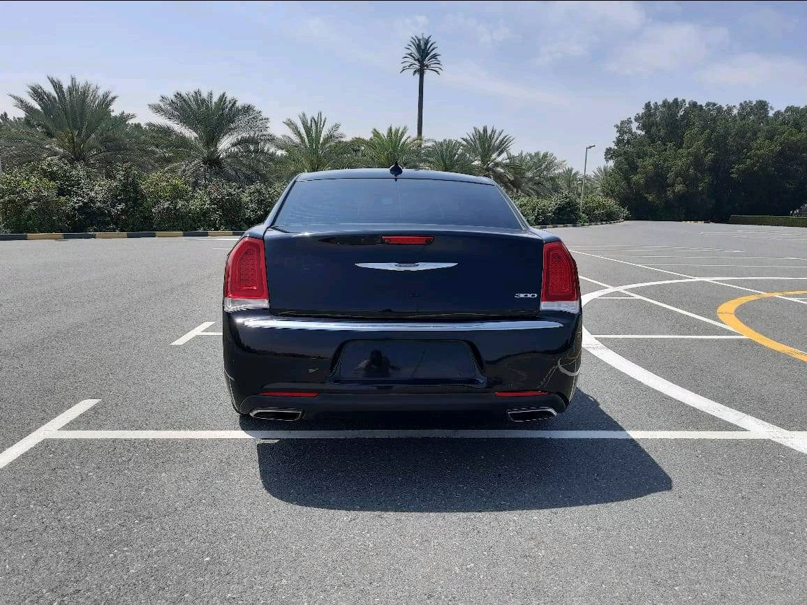 Chrysler 300M/300C - Image 2