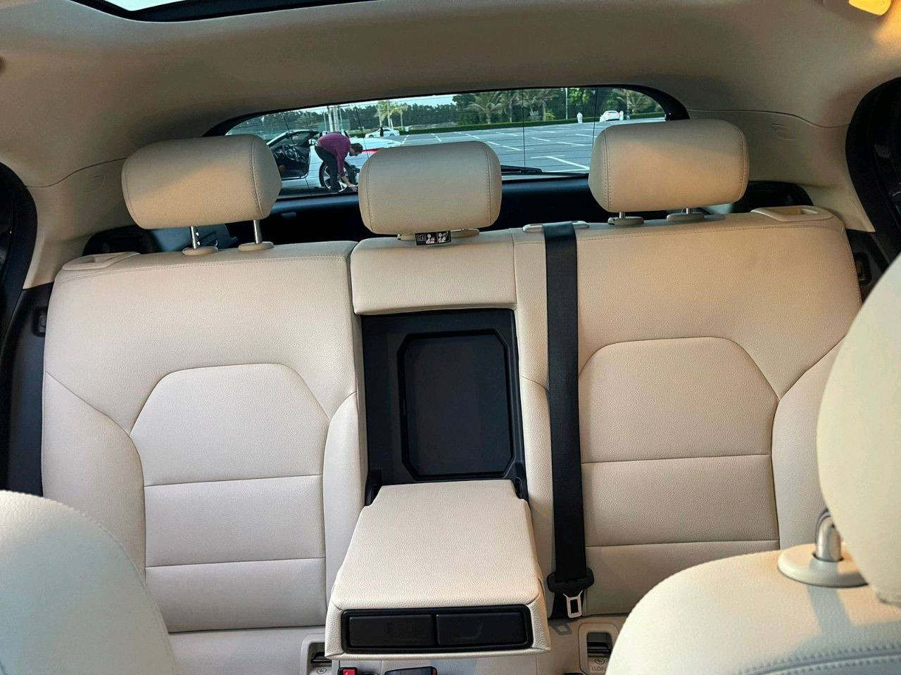 Mercedes Benz GLA - Image 11