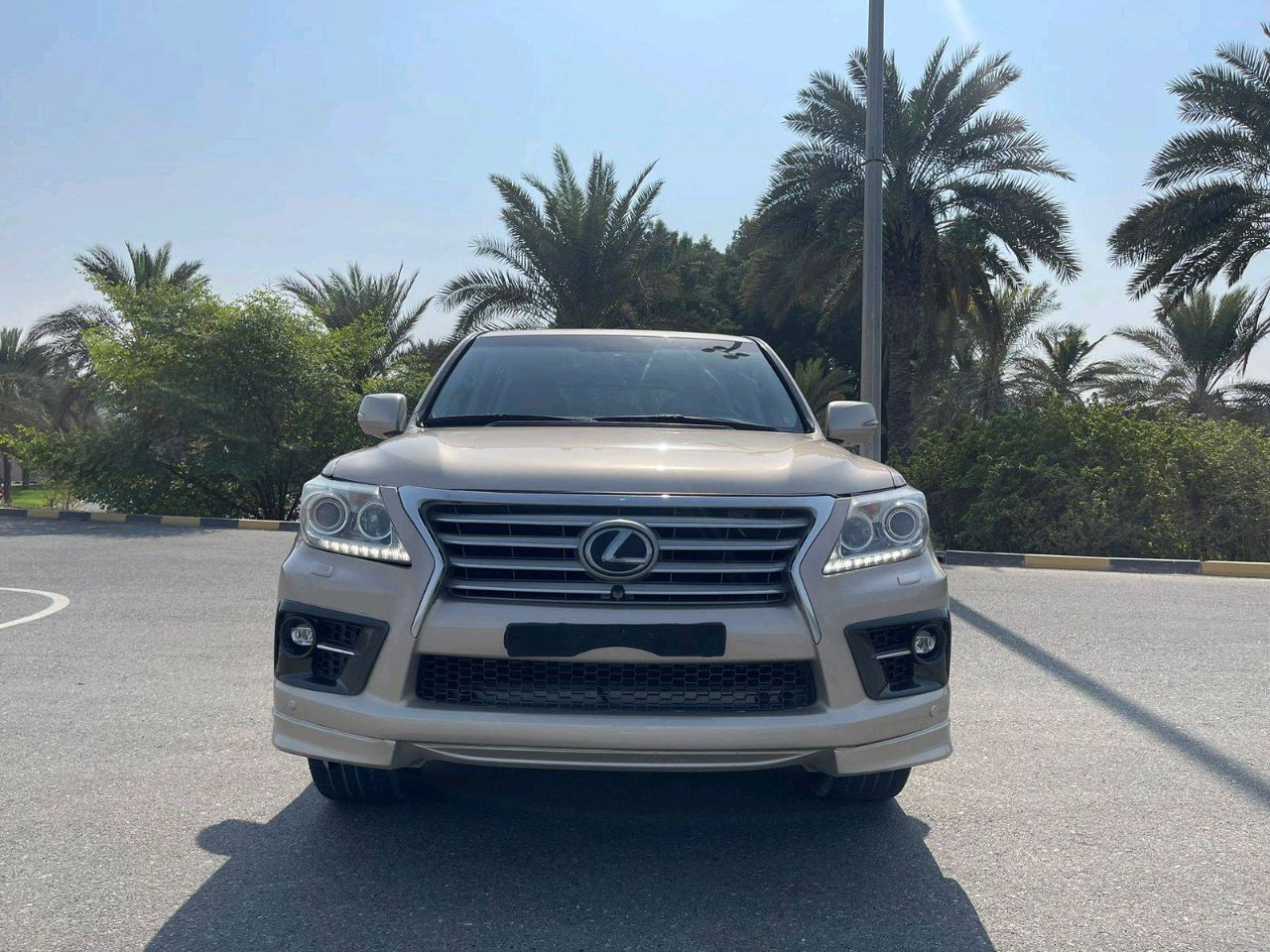 Lexus LX-Series - Image 3