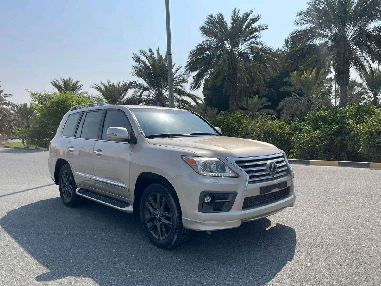 Lexus LX-Series - Image 11