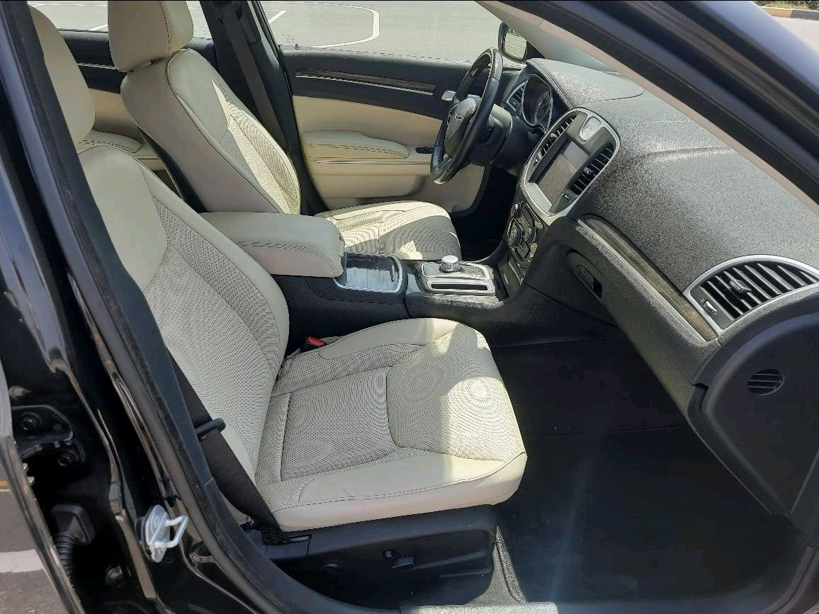 Chrysler 300M/300C - Image 5