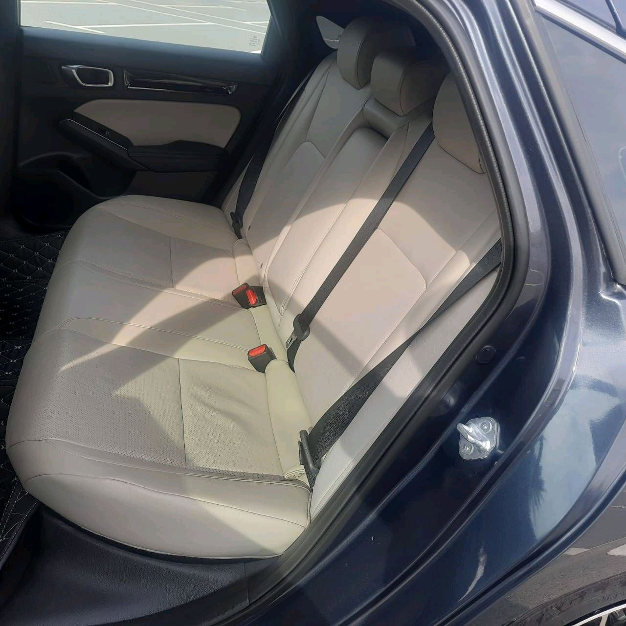Honda Civic - Image 8