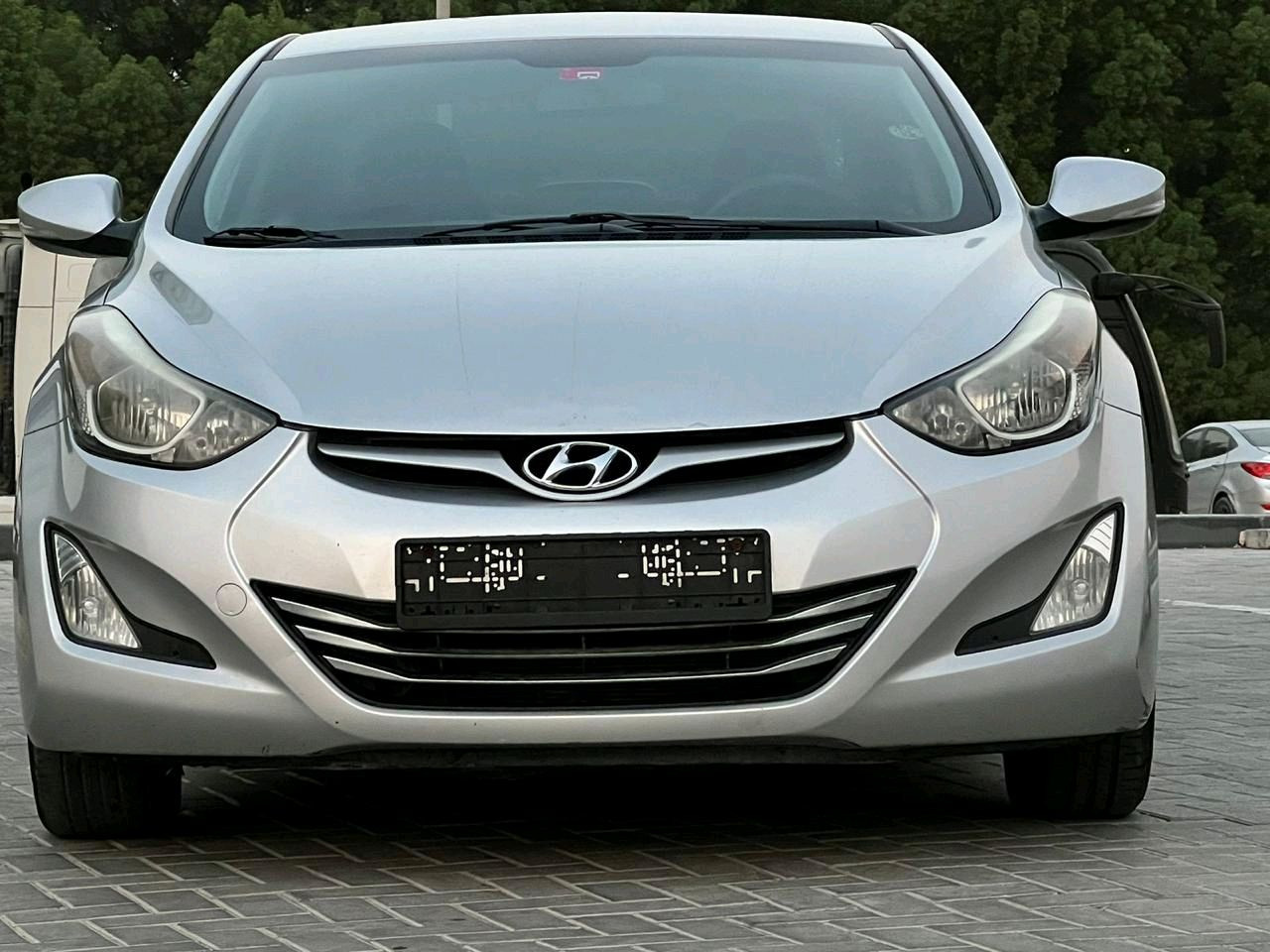 Hyundai Elantra - Image 10