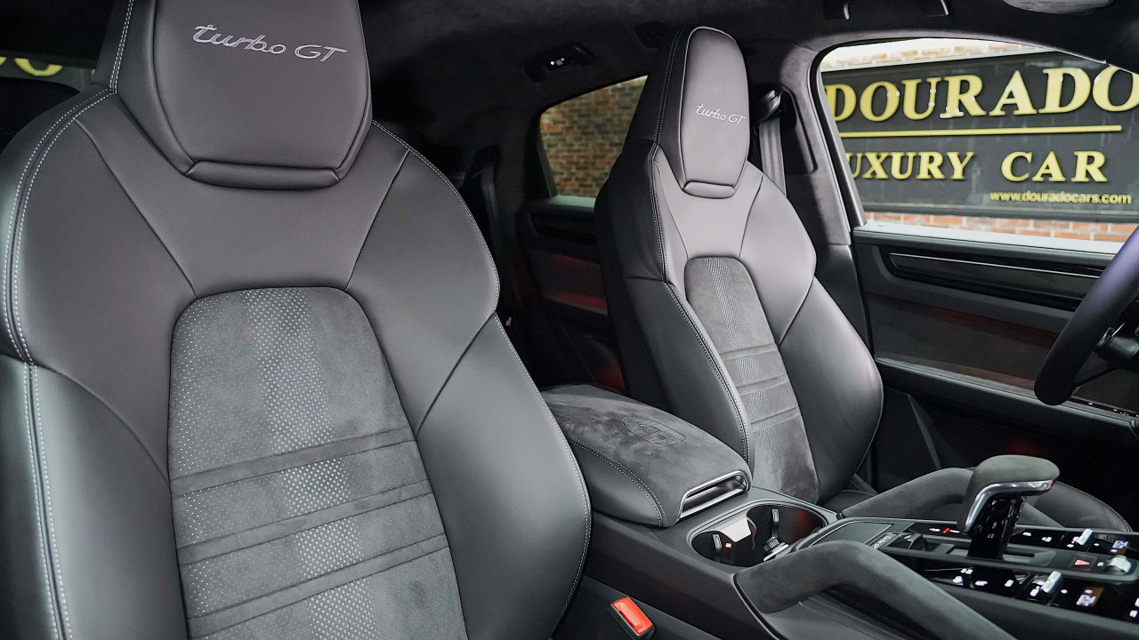 Porsche Cayenne - Image 11