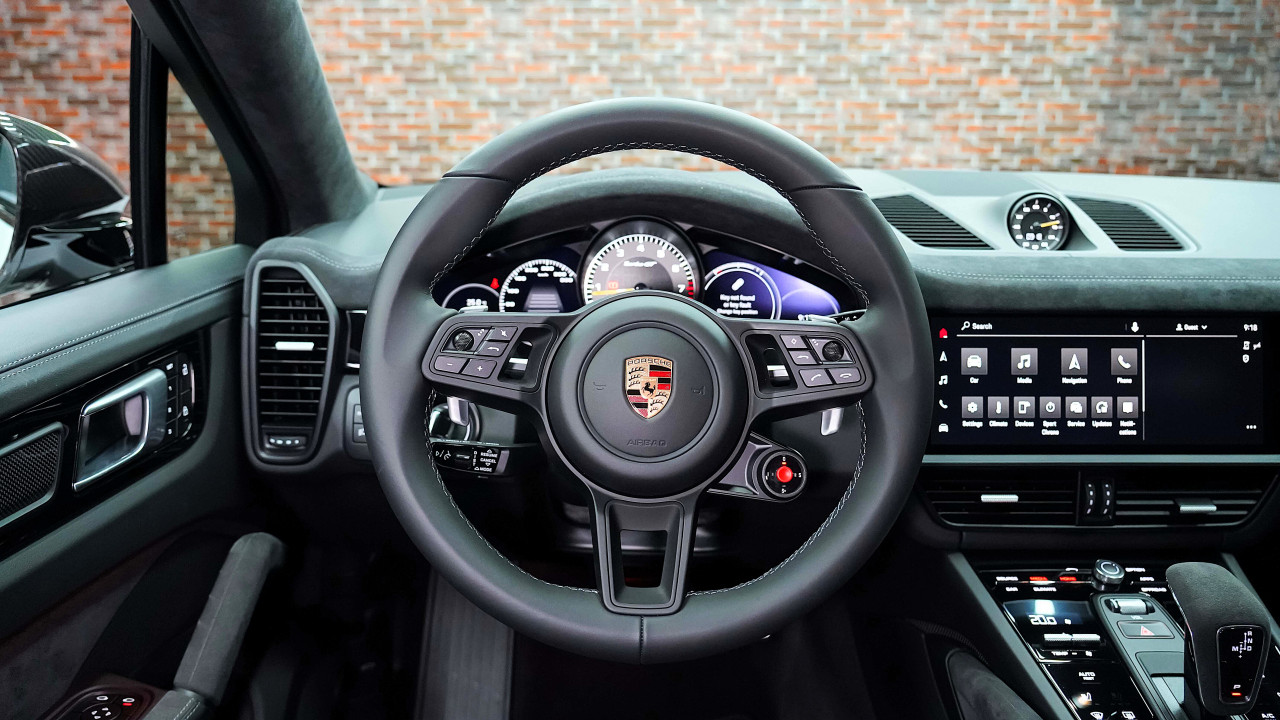 Porsche Cayenne - Image 7