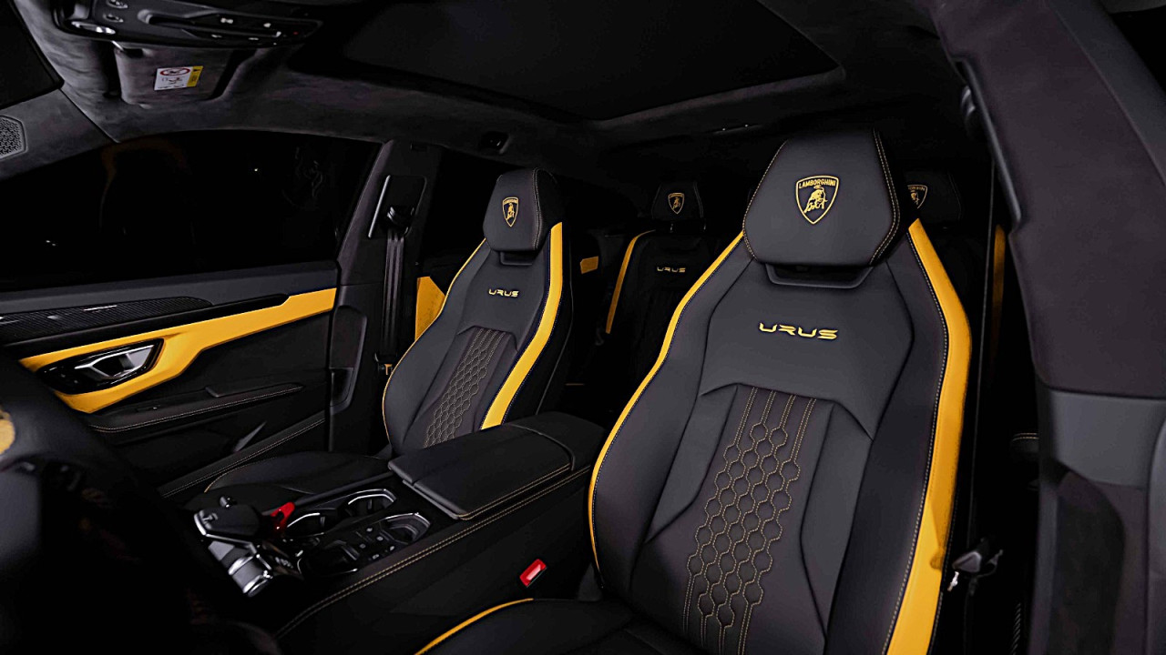 Lamborghini Urus - Image 6