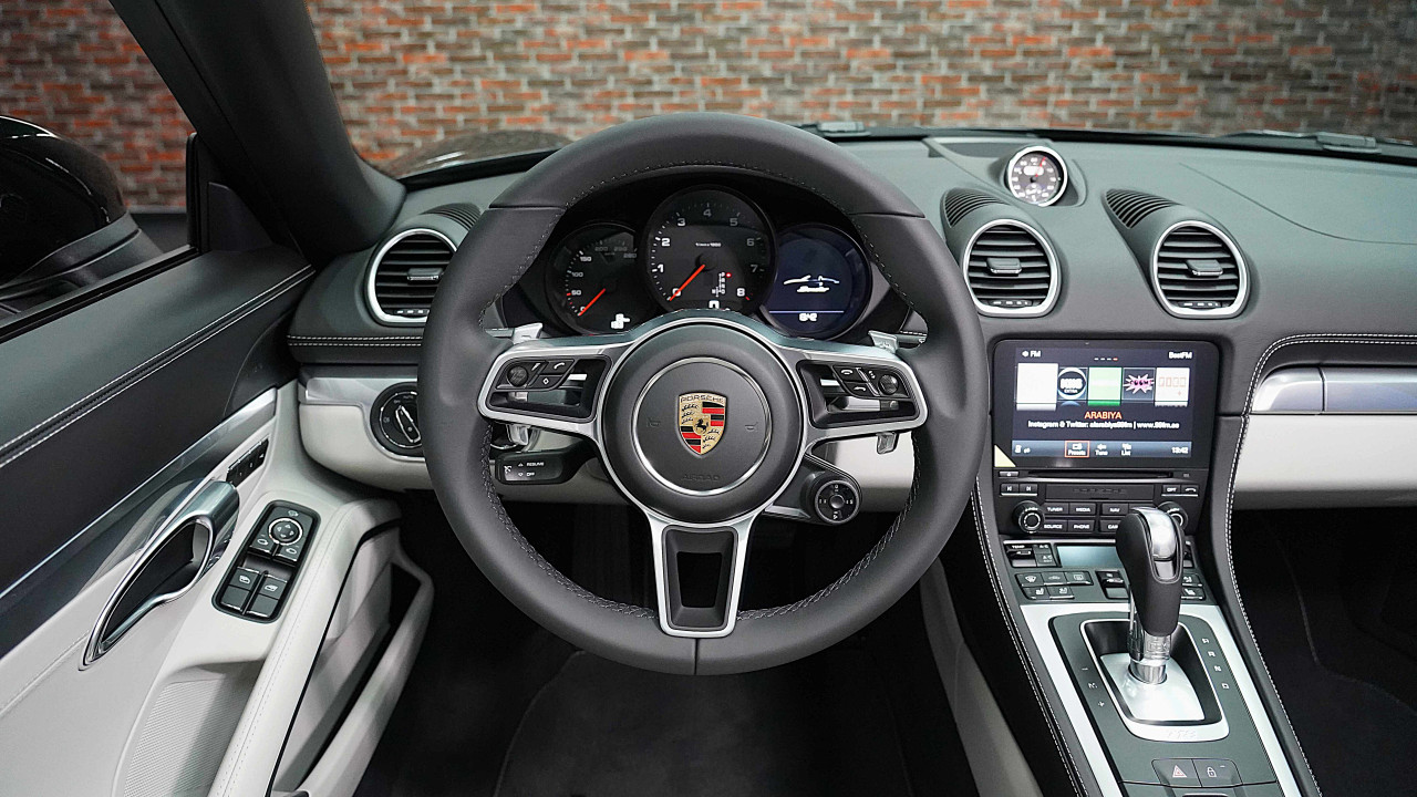 Porsche Boxster - Image 7