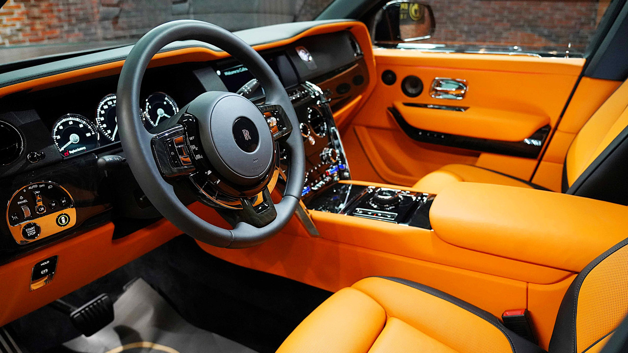 Rolls Royce Cullinan - Image 8