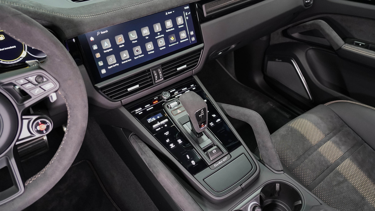 Porsche Cayenne - Image 7