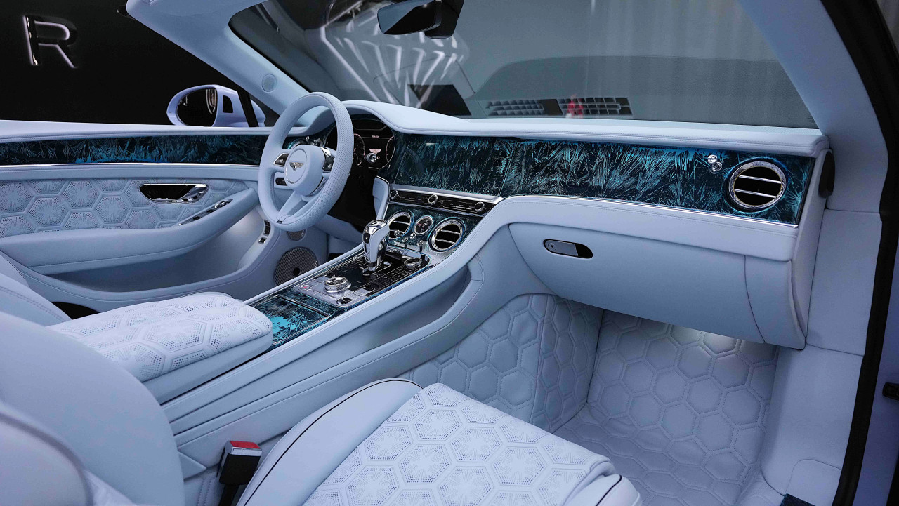 Bentley Continental GT - Image 12