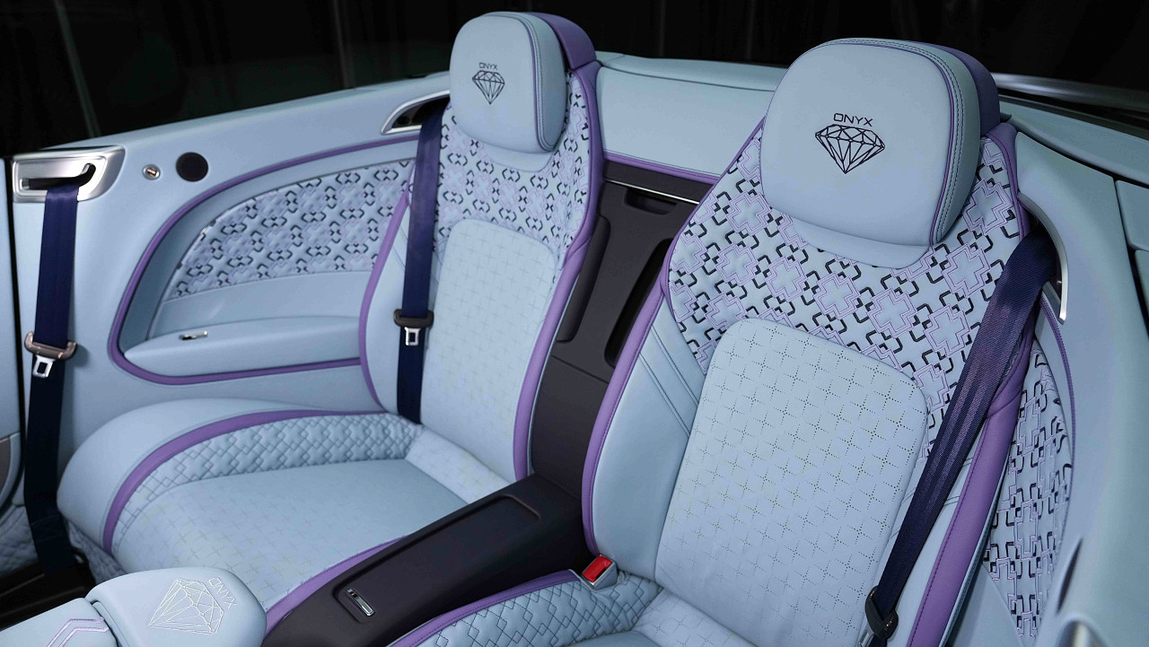 Bentley Continental GT - Image 11