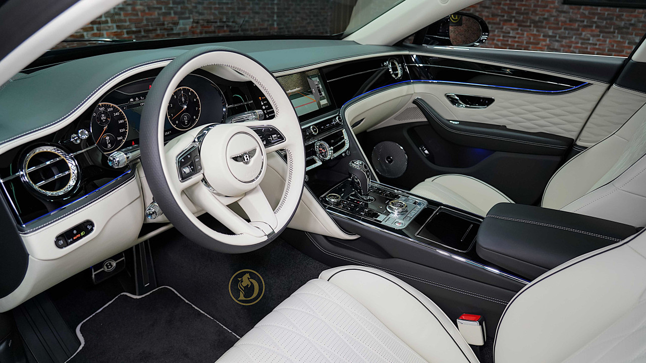 Bentley Continental Flying Spur - Image 6