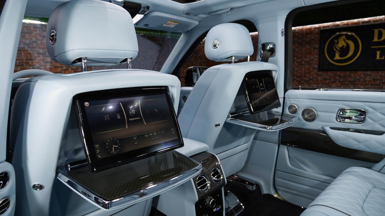 Rolls Royce Cullinan - Image 10