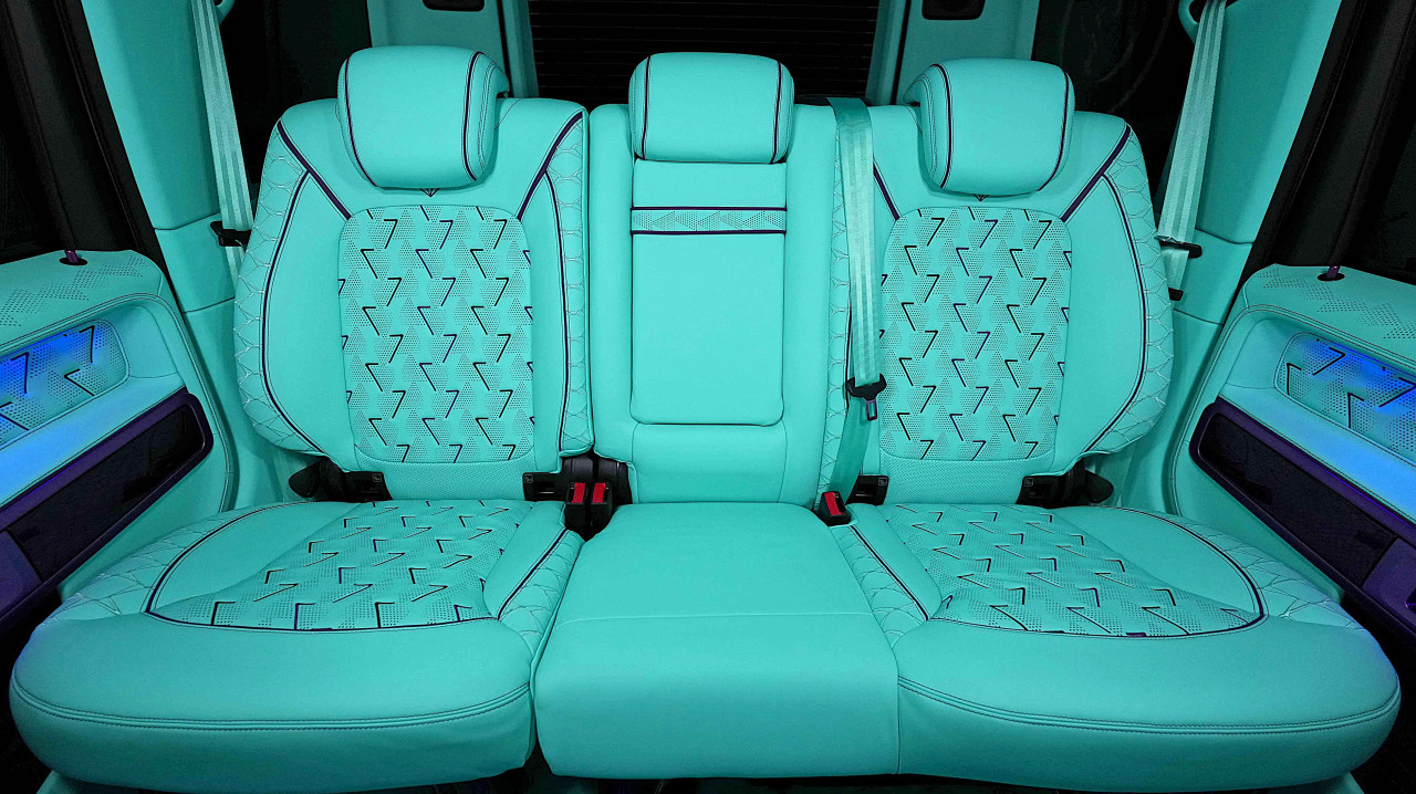 Mercedes Benz G-Class - Image 9