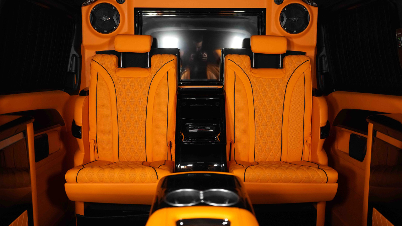 Mercedes Benz V250 - Image 8
