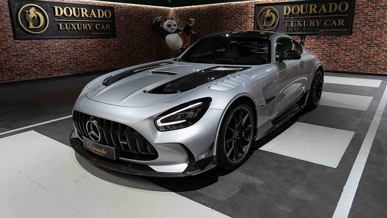 Mercedes Benz GT - Image 4