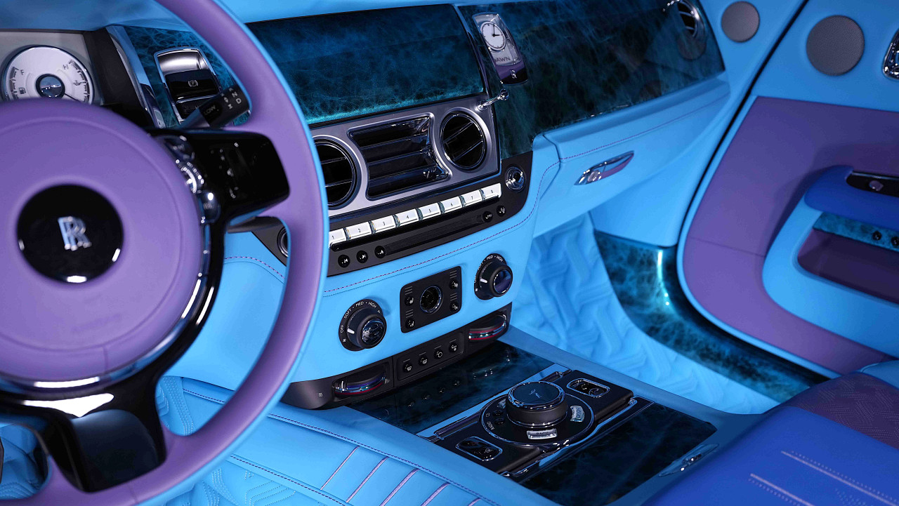 Rolls Royce Dawn - Image 7