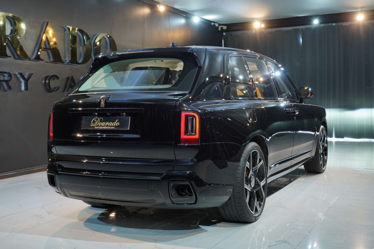 Rolls Royce Cullinan - Image 4