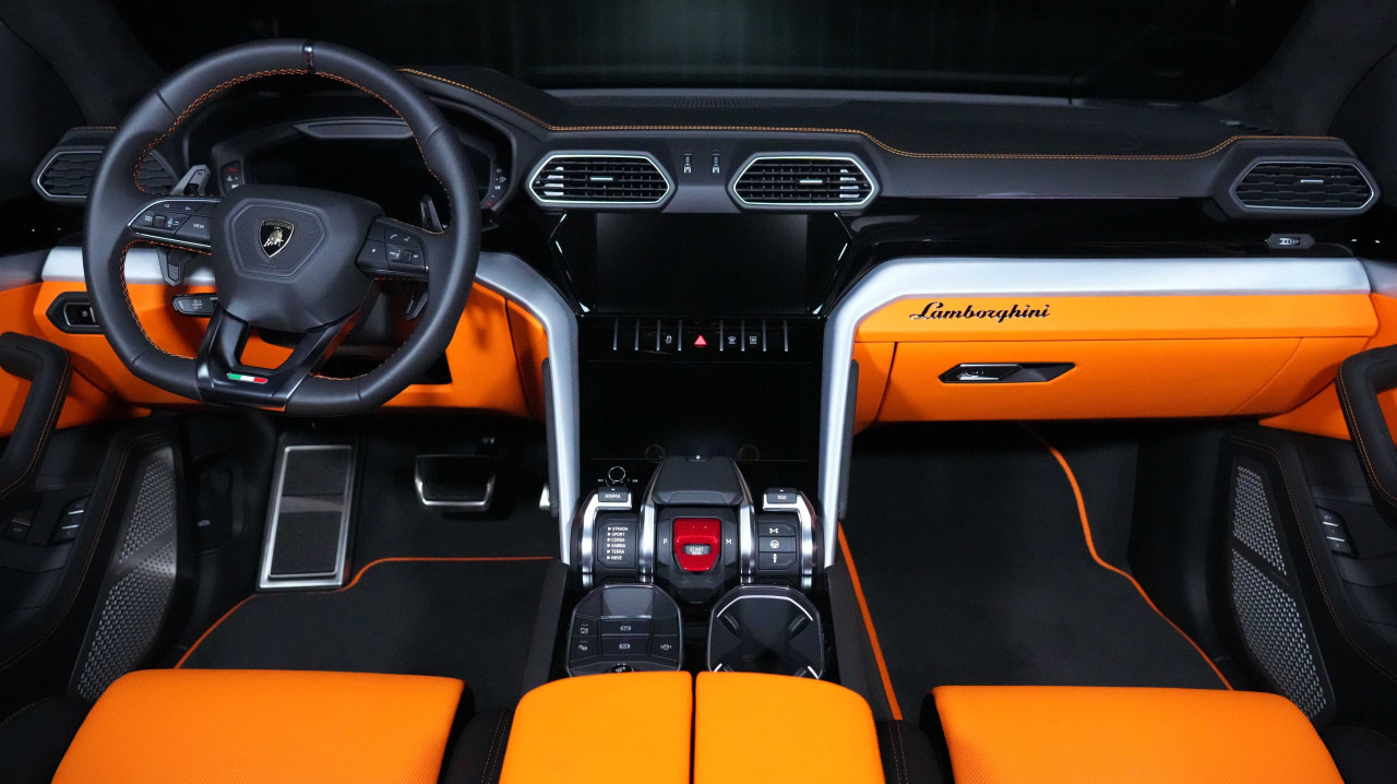 Lamborghini Urus - Image 9