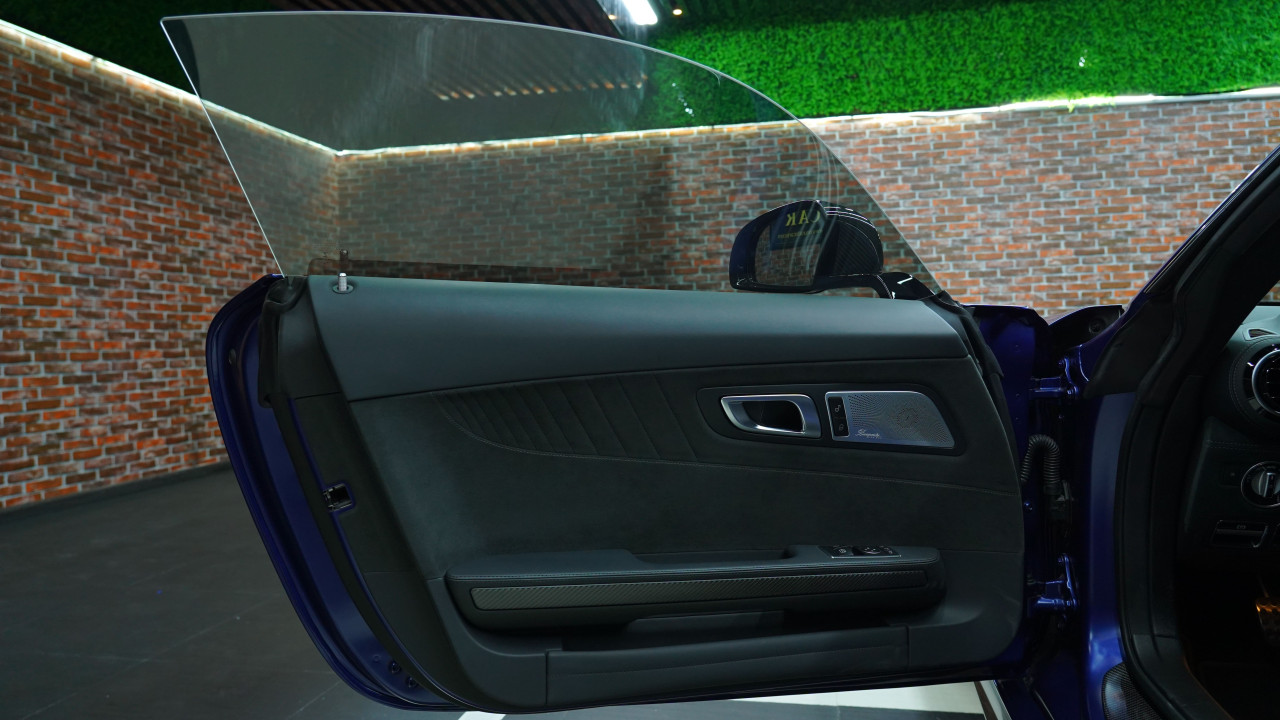 Mercedes Benz GT - Image 6