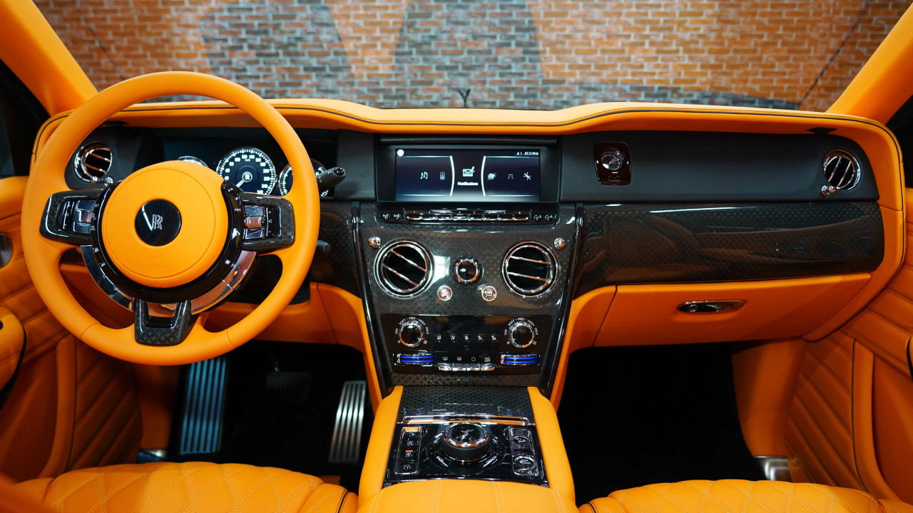 Rolls Royce Cullinan - Image 7