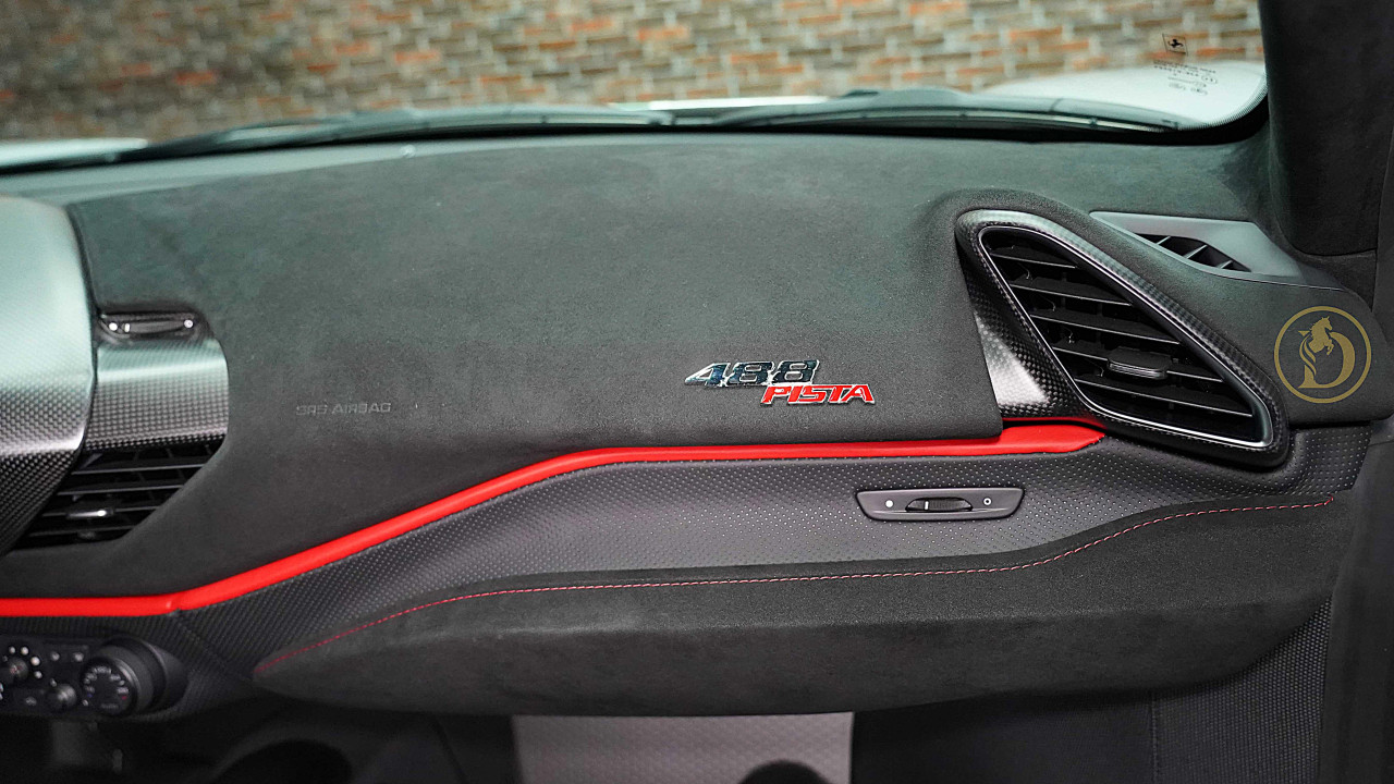 Ferrari 488 - Image 9