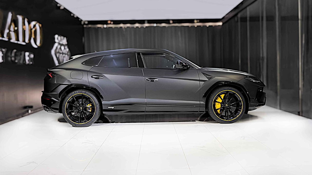 Lamborghini Urus - Image 5