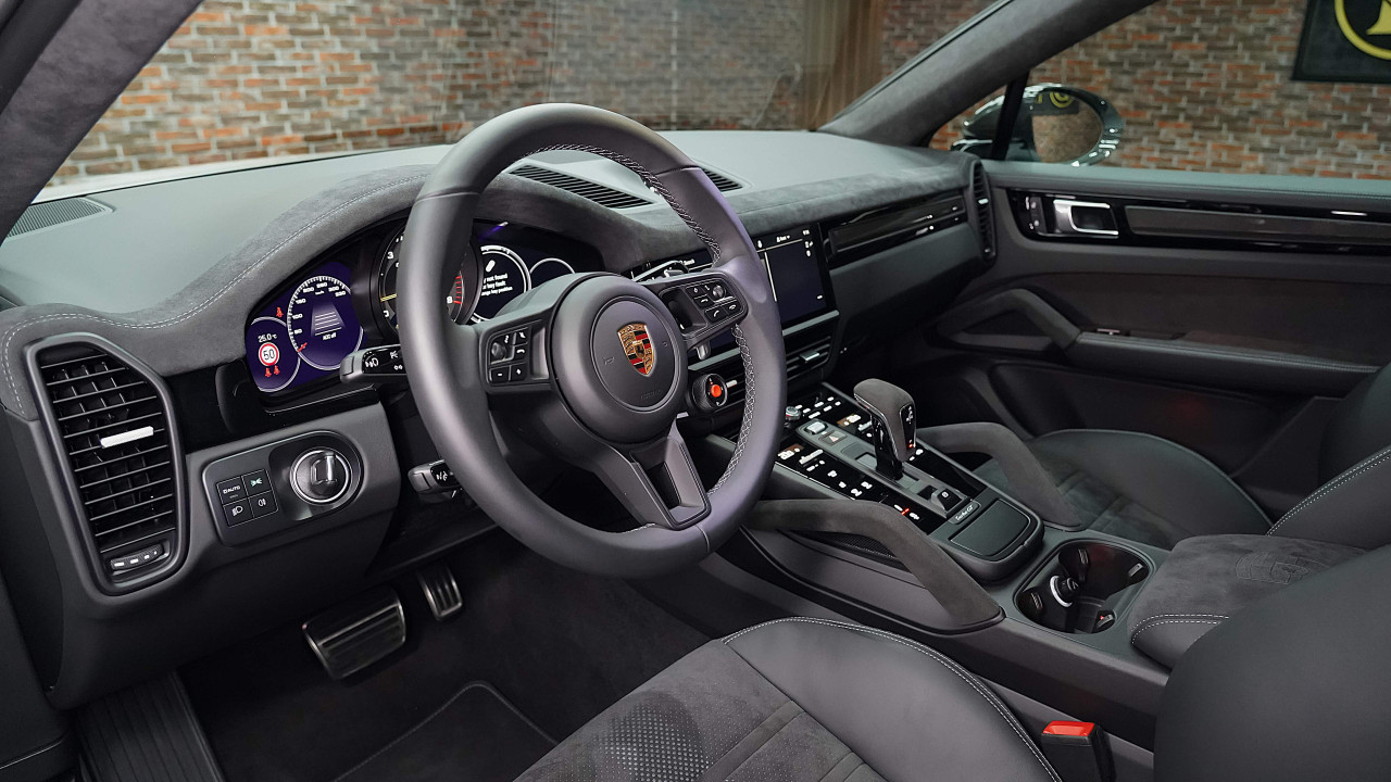 Porsche Cayenne - Image 6