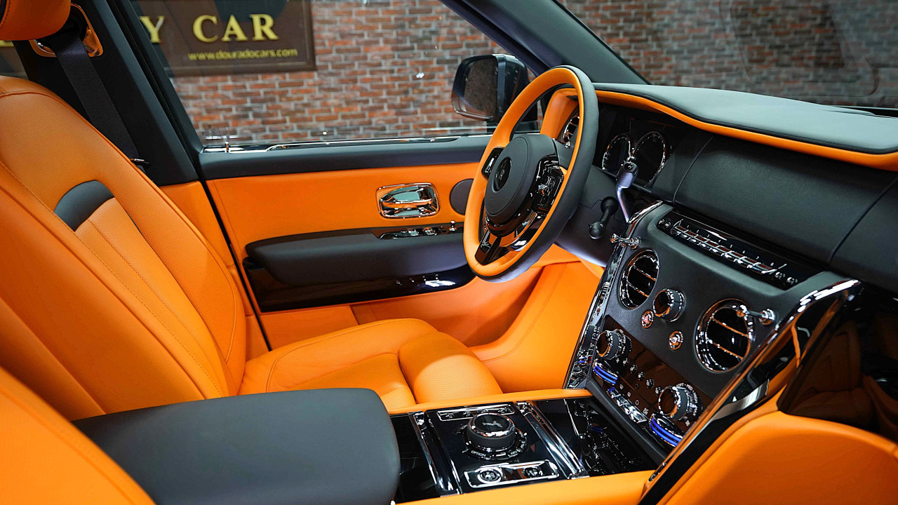 Rolls Royce Cullinan - Image 10