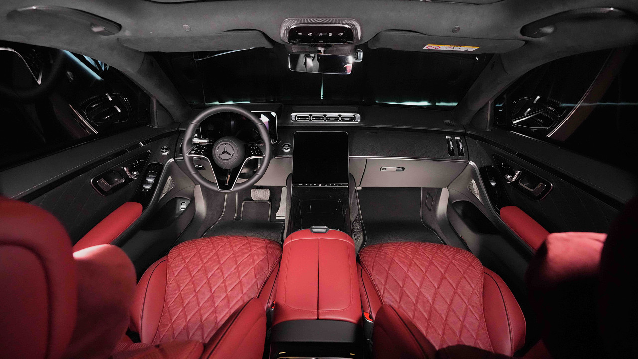 Mercedes Benz S-Class - Image 8