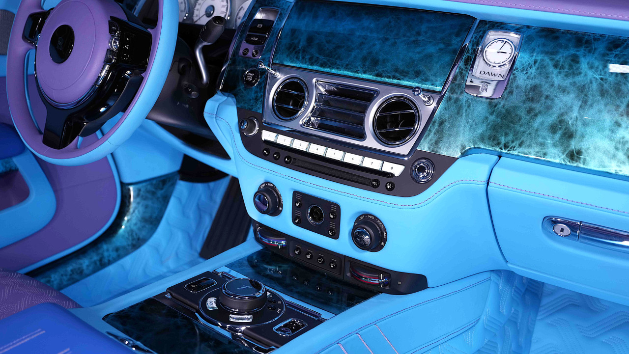 Rolls Royce Dawn - Image 8