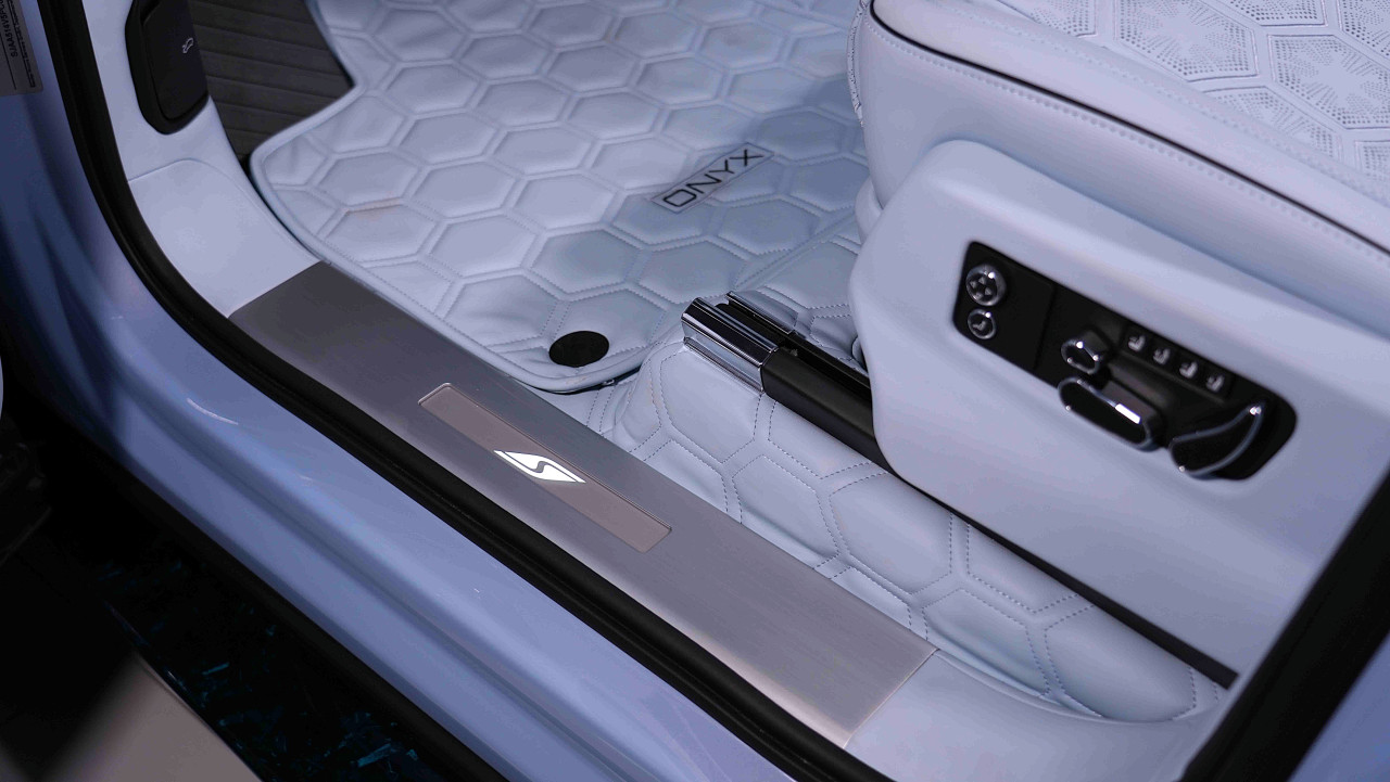 Bentley Bentayga - Image 6