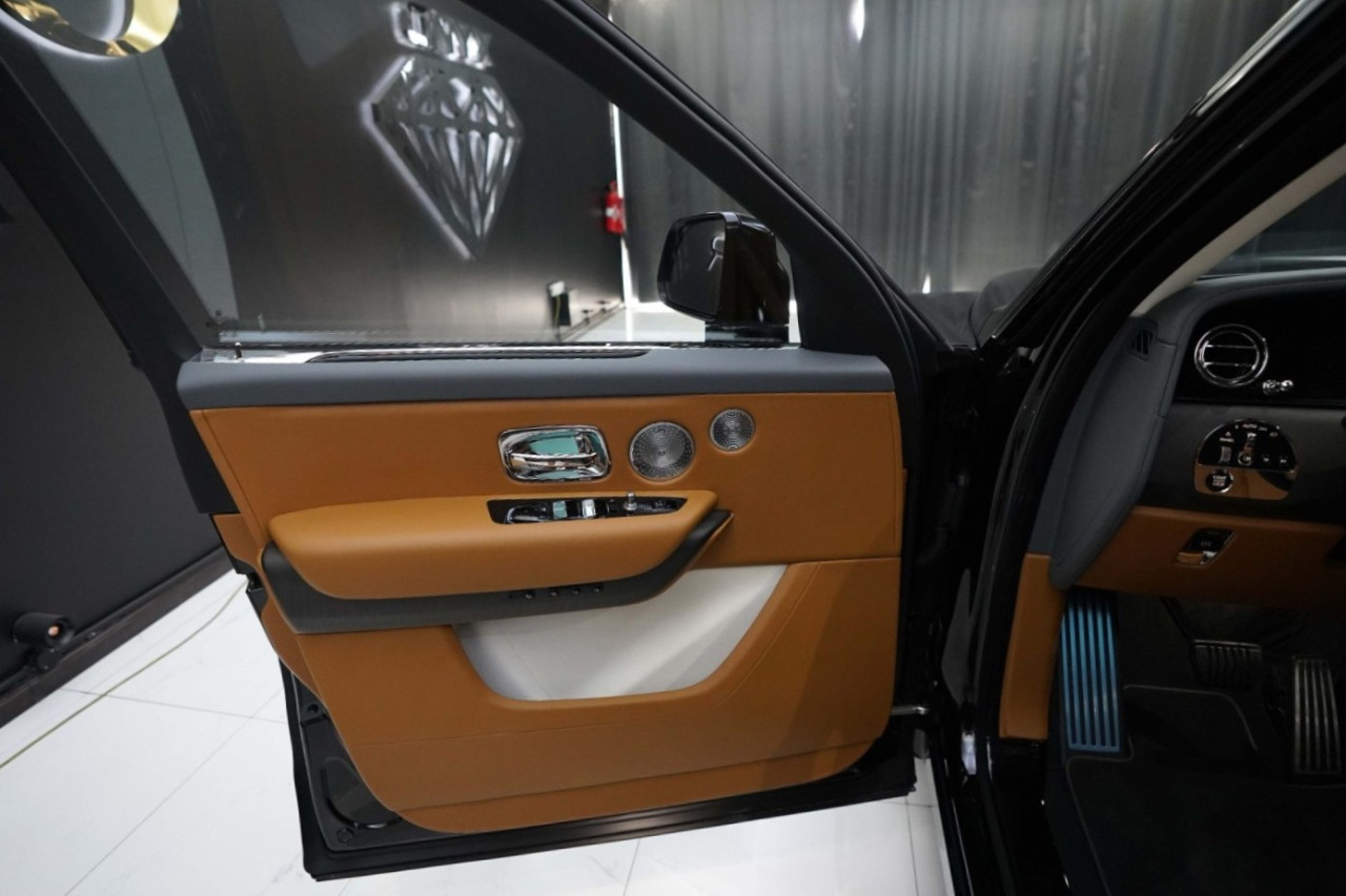 Rolls Royce Cullinan - Image 6