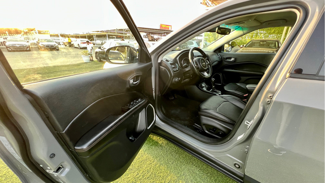 Jeep Compass - Image 4