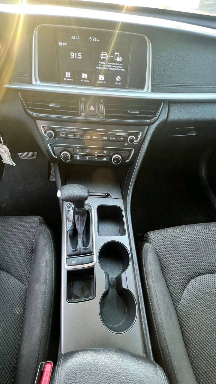 KIA Optima - Image 10