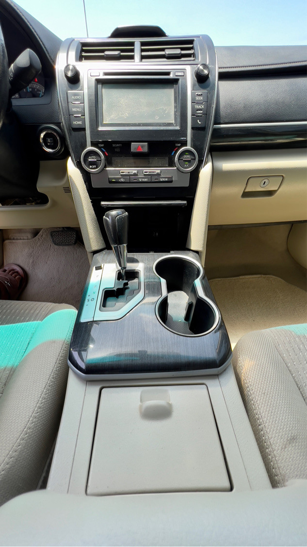 Toyota Camry - Image 5