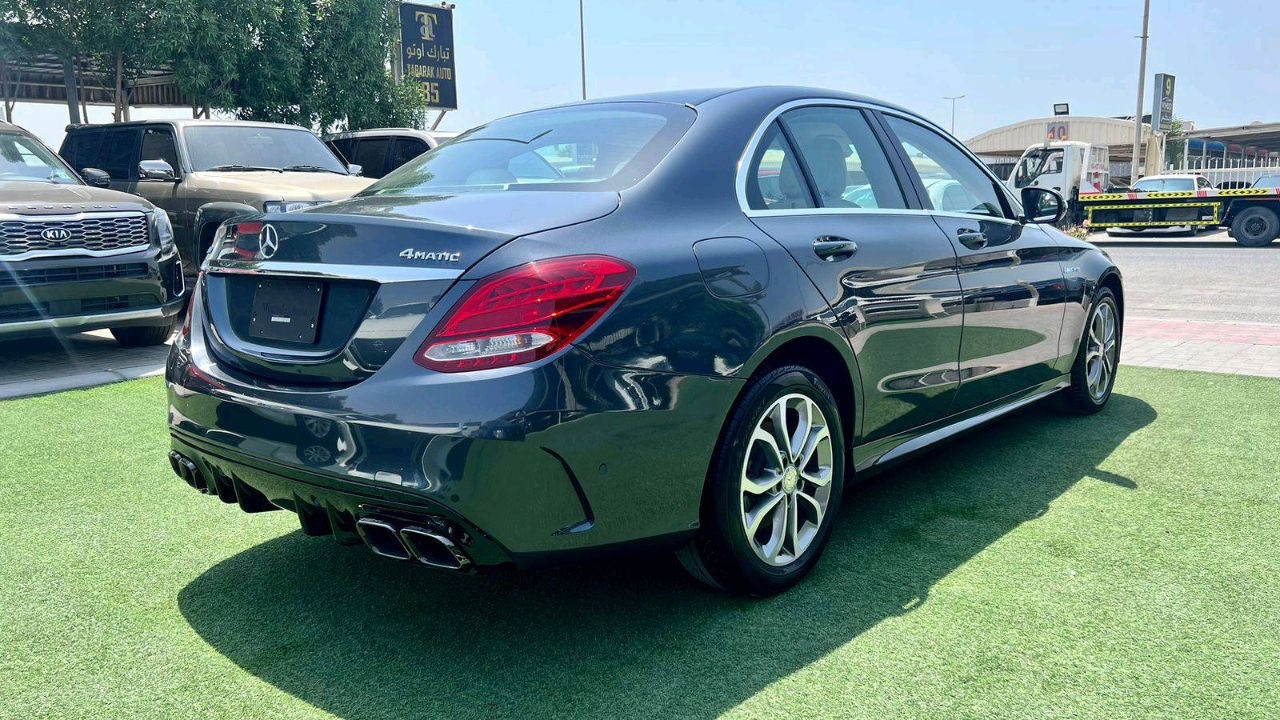 Mercedes Benz C-Class - Image 5