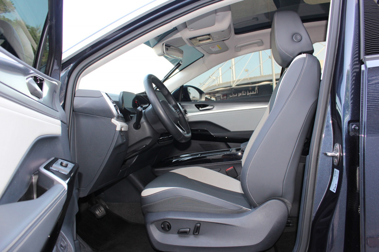 Volkswagen ID.4 - Image 12