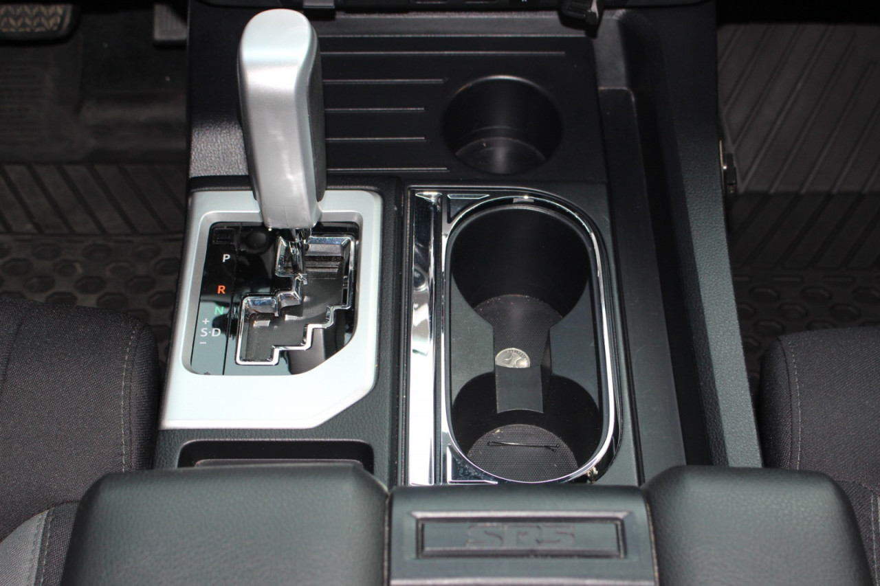 Toyota Tundra - Image 10
