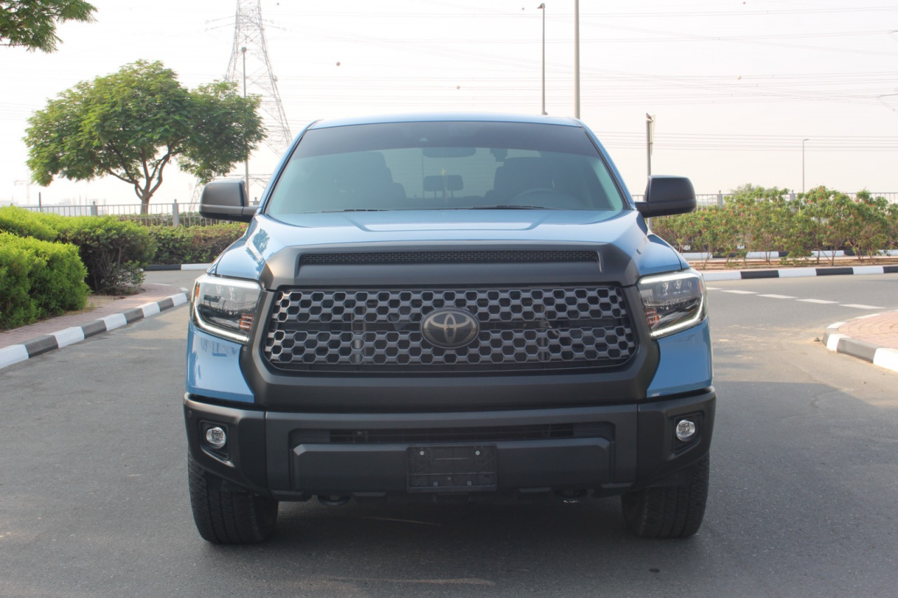 Toyota Tundra - Image 11