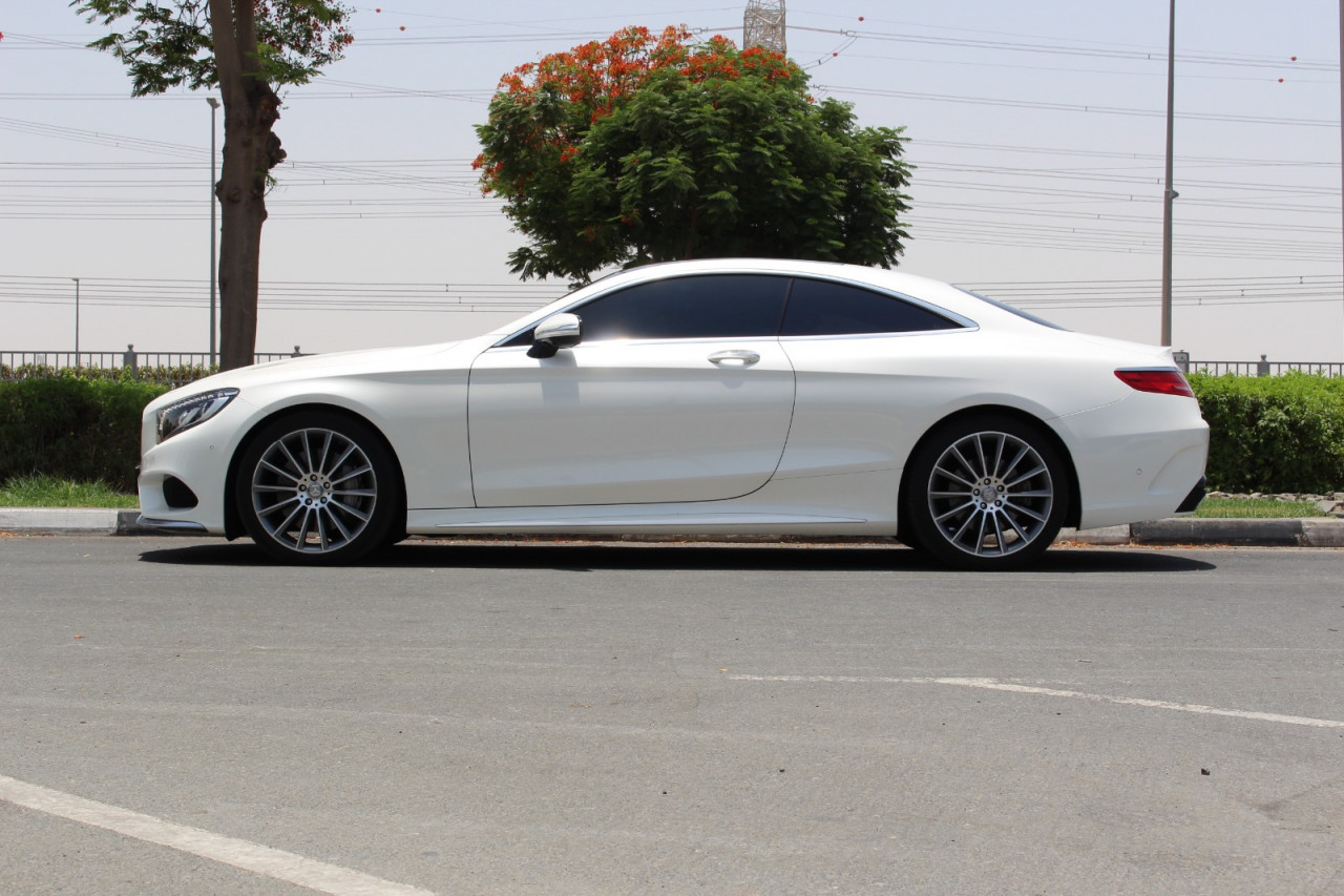 Mercedes Benz S-Class - Image 9
