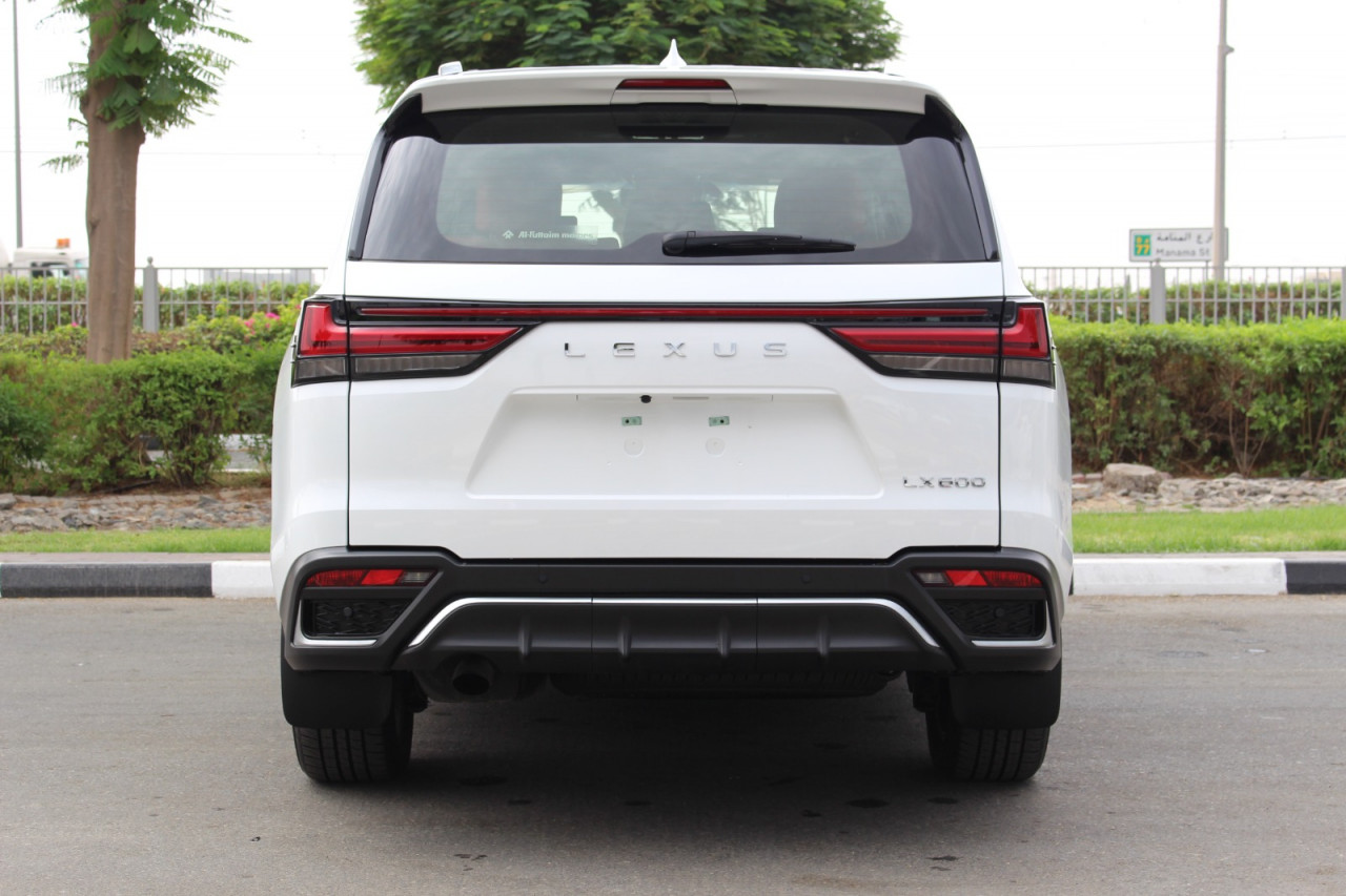 Lexus LX-Series - Image 9