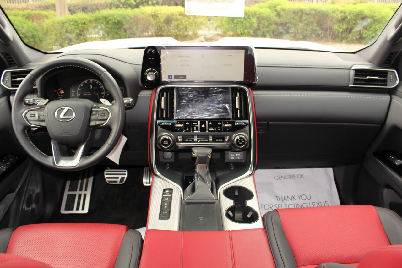 Lexus LX-Series - Image 11