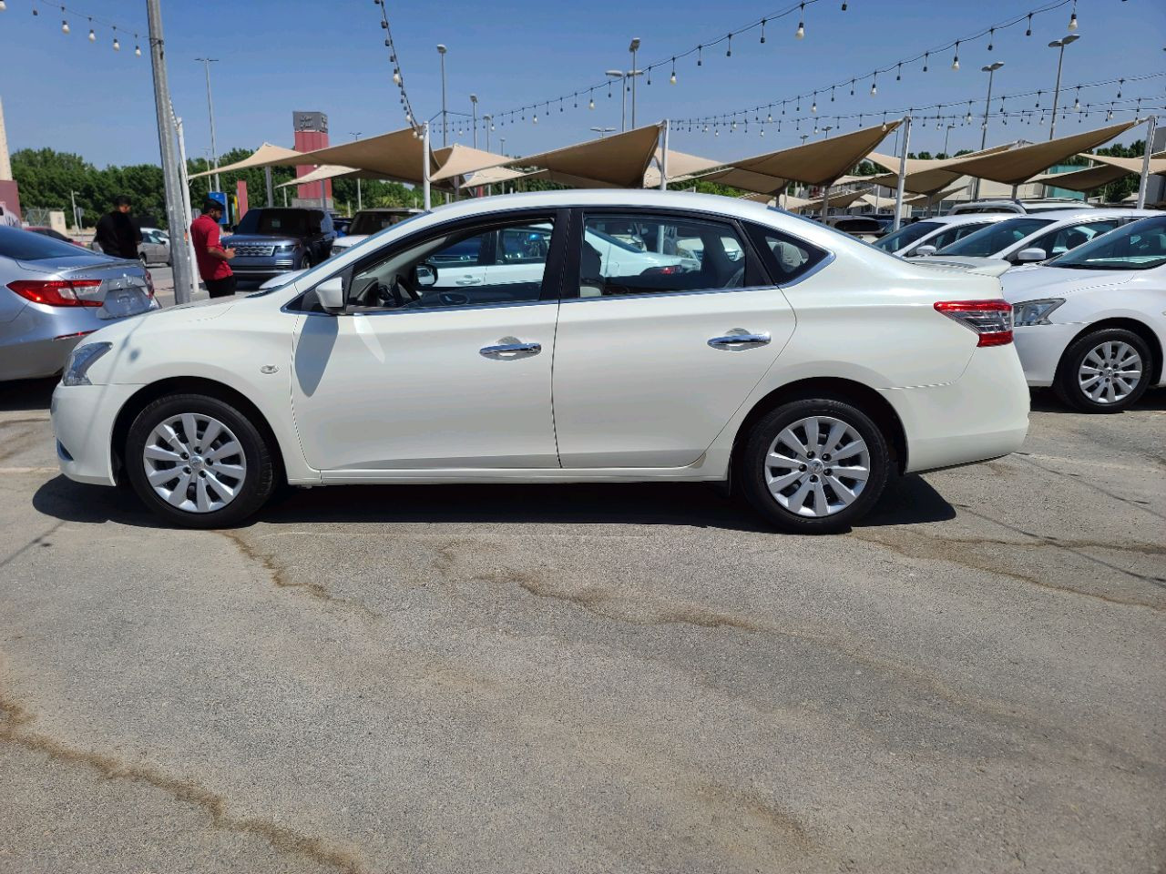 Nissan Sentra - Image 6
