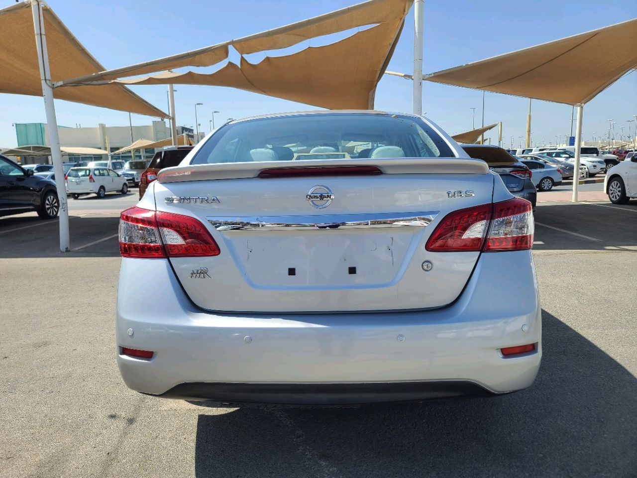 Nissan Sentra - Image 9